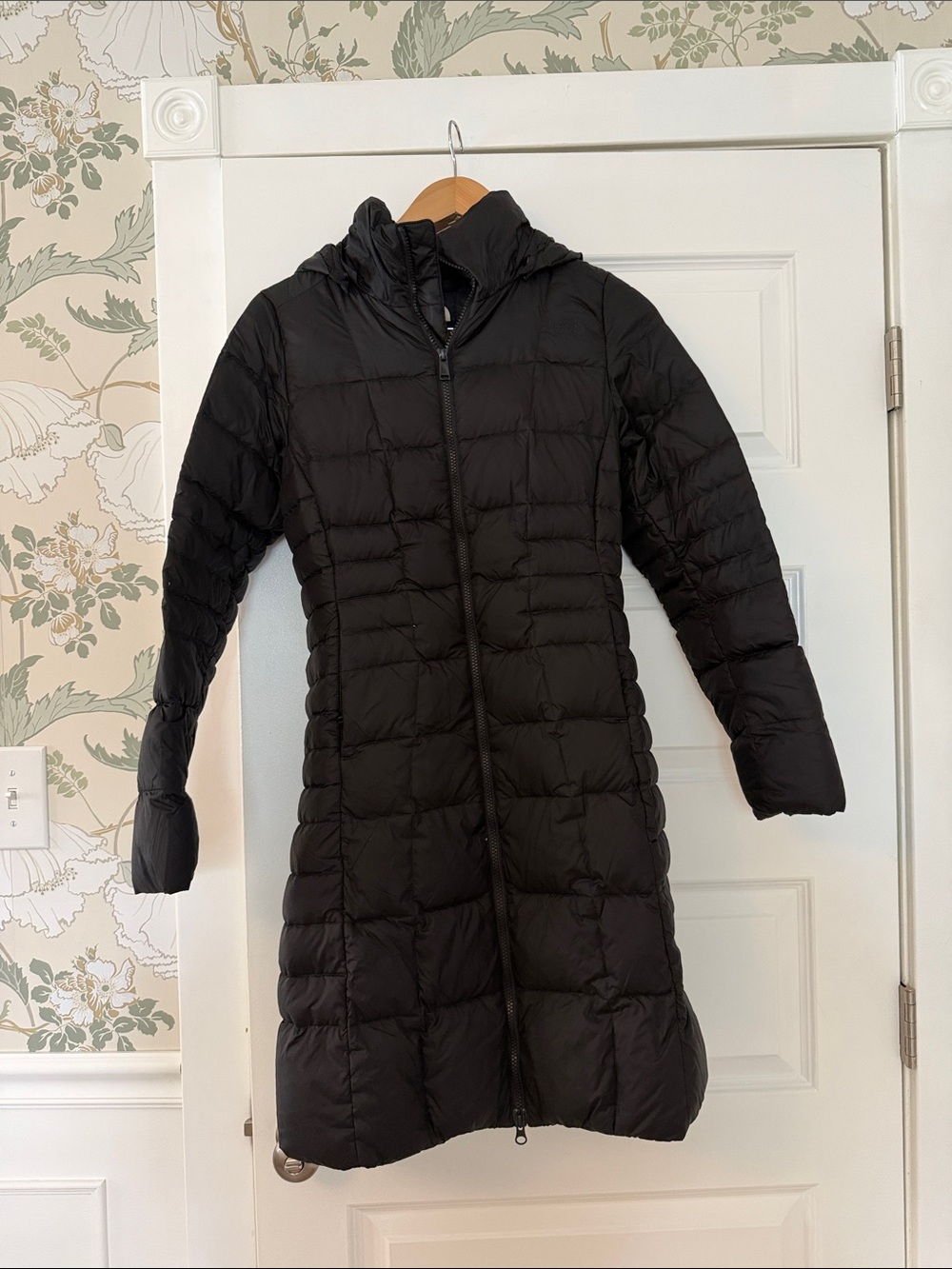 The North Face Black Long Hooded Puffer Coat